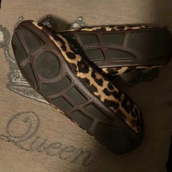 MK Michael Kors Leopard Ballet Flats - Picture 5 of 6